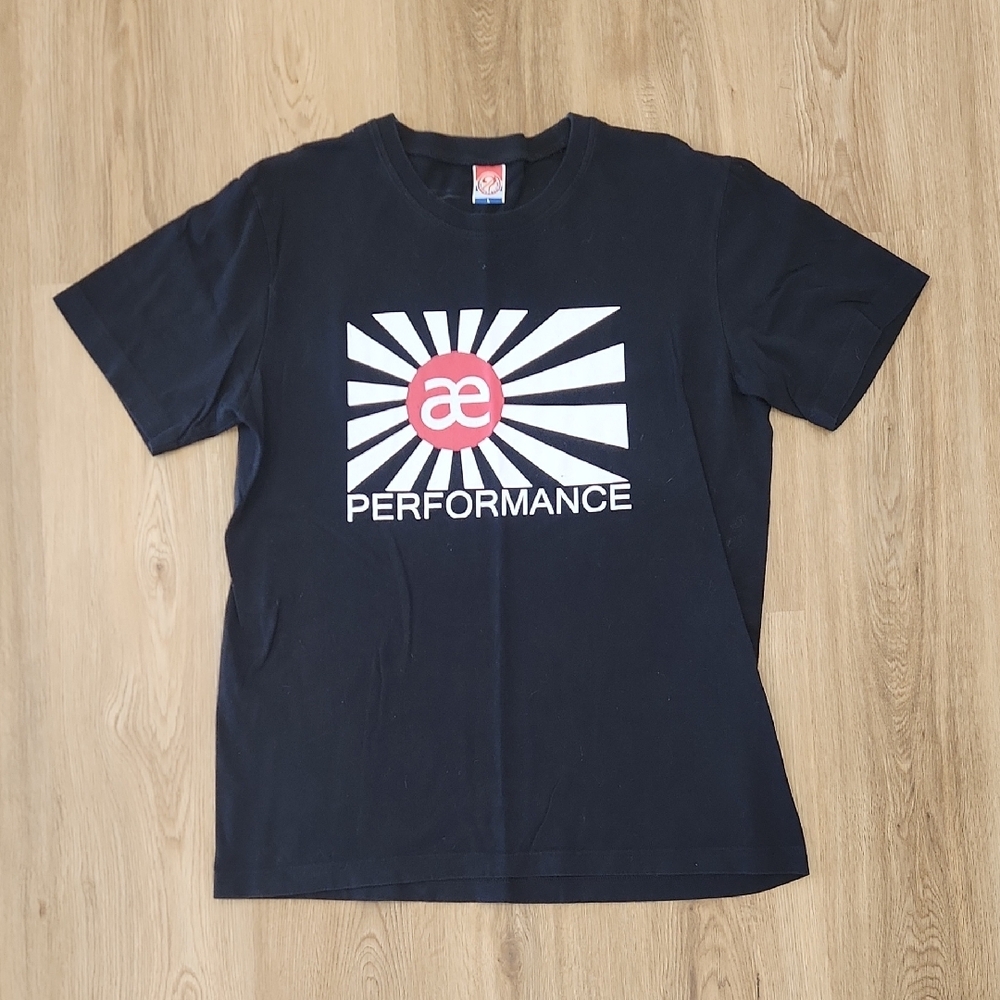 AE Performance Black T-Shirt Large 100% Cotton